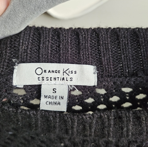 Guc lightweight blacksweater (Z4) - Picture 3 of 3